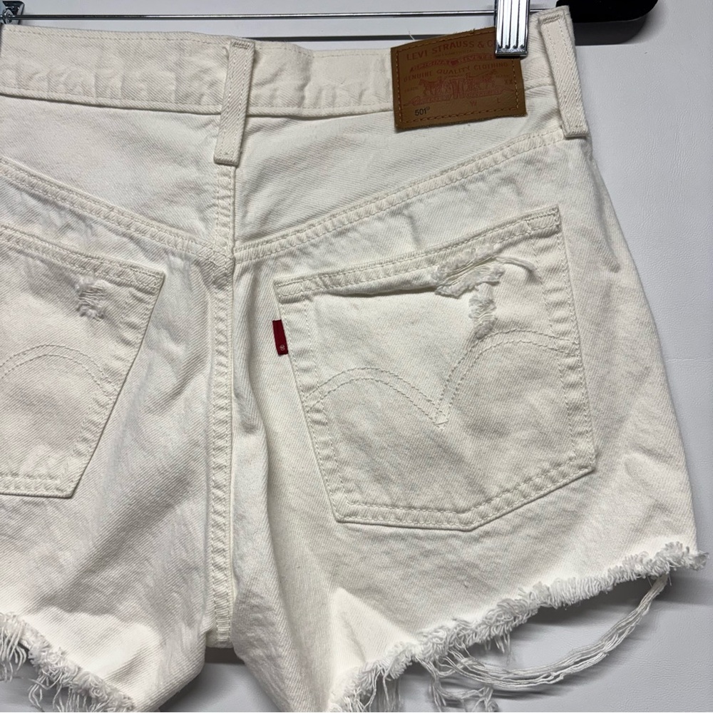 ✨Levi's Premium 501 Jean Shorts Size 27 - Picture 6 of 12